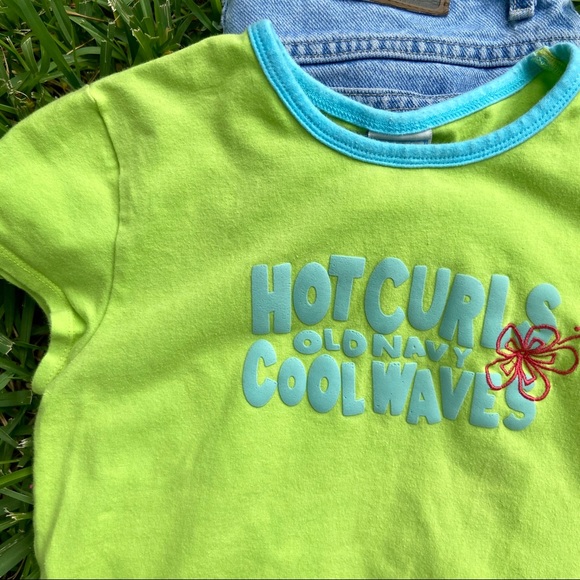 Early 2000s Old Navy Tee 🍏 - Picture 14 of 16